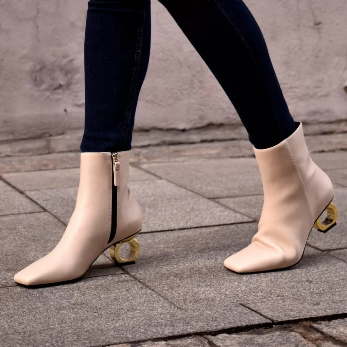 Exe Shoes Botinhas>Espolio Com Salto Circular Elena-411 Ice